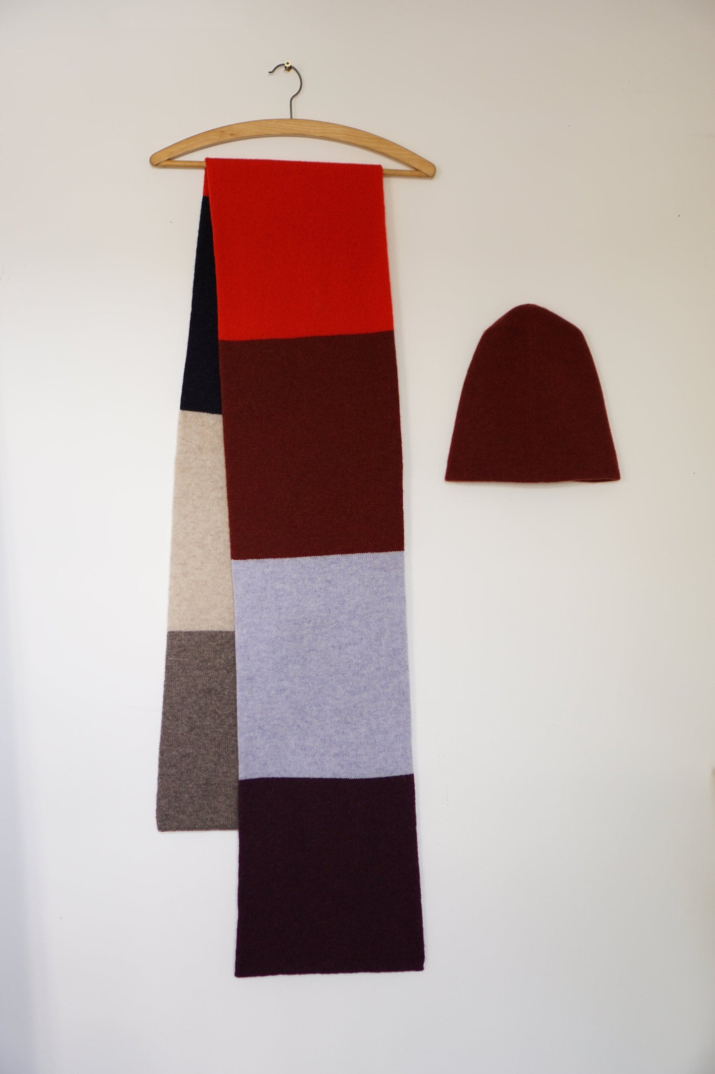 großer gestreifter Schal mit sieben Farben