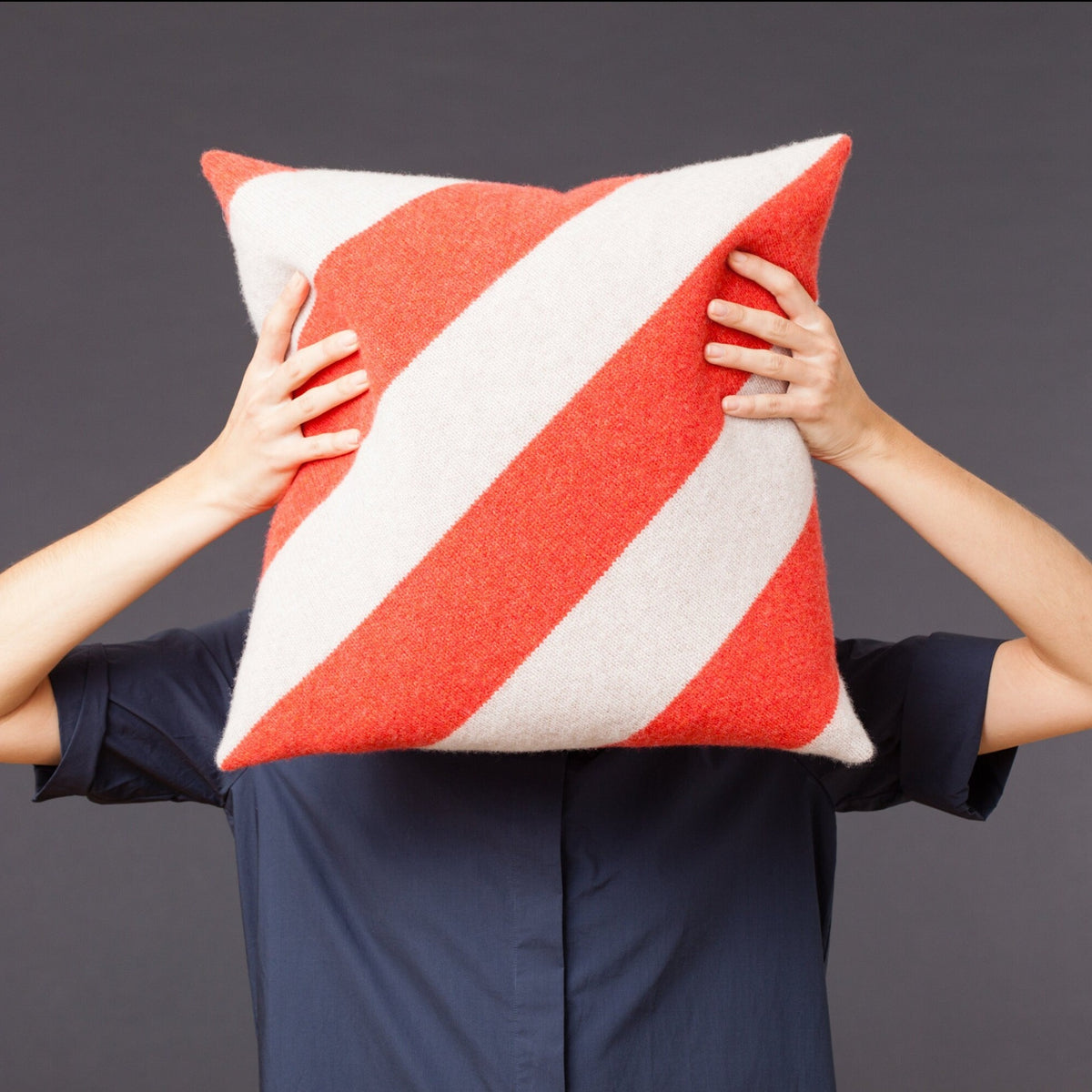 Kissenbezug rot/beige gestreift